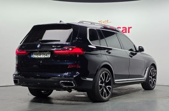 BMW X7 xDrive 40i M Sport 6STR — пробег 34 381 км — фото 2 из 5