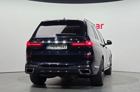 BMW X7 xDrive 40i M Sport 6STR — пробег 34 381 км — фото 4 из 5