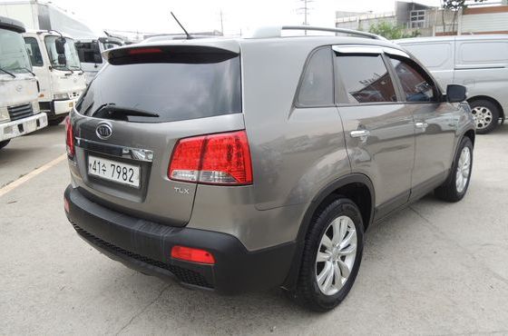 Kia Sorento Diesel 2.0 2WD TLX High-Deluxe — пробег 325 730 км — фото 4 из 5