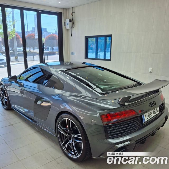 Audi R8 5.2 V10 Performance Coupe — пробег 44 950 км — фото 2 из 5