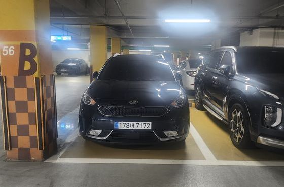 Kia Niro Prestige — пробег 94 977 км — фото 1 из 5