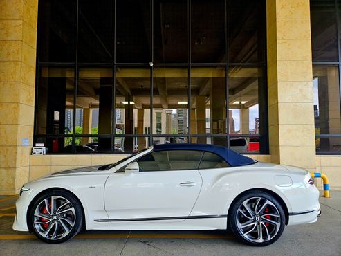 Bentley Continental 4.0 GTC Speed — пробег 2 070 км — фото 5 из 5