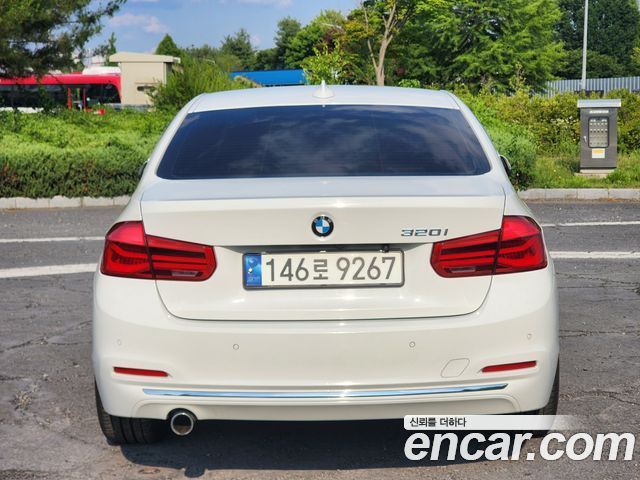 BMW 3-Series из Кореи Encar