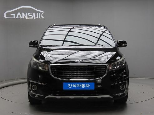 Kia Carnival 9-seater Luxury — пробег 166 982 км — фото 3 из 5