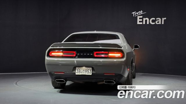 Dodge Challenger из Кореи Encar