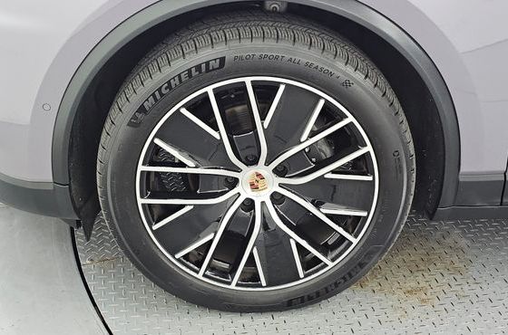 Porsche Macan Base 4 — пробег 10 167 км — фото 5 из 5