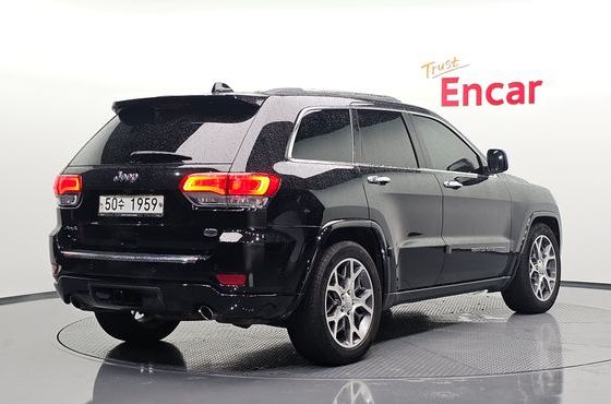 Jeep Cherokee 3.6 Overland WK2 — пробег 114 582 км — фото 2 из 5