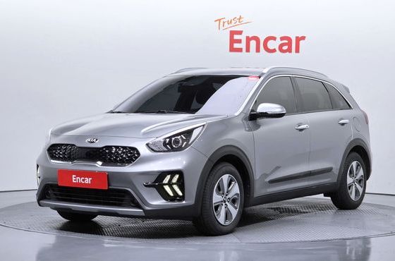 Kia Niro 1.6 HEV Luxury — пробег 63 009 км — фото 1 из 5