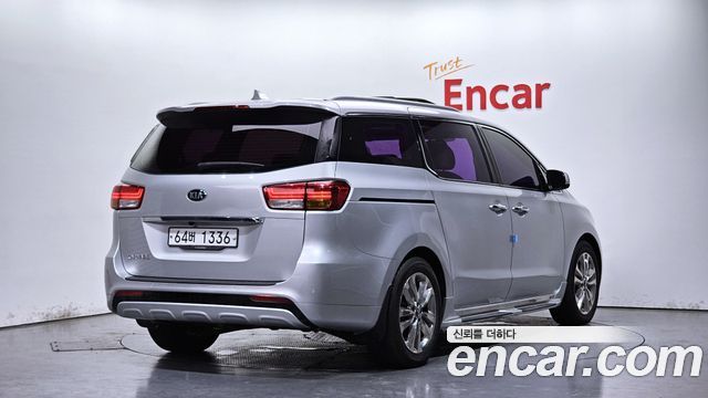 Kia Carnival из Кореи Encar