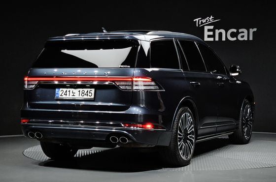 Lincoln Aviator 3.0 Black Label AWD — пробег 79 726 км — фото 2 из 5