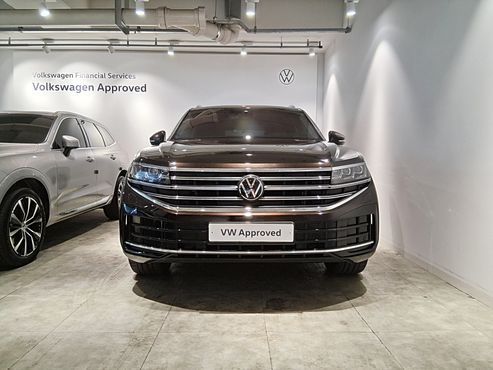 Volkswagen Touareg 3.0 TDI Prestige — пробег 28 469 км — фото 2 из 5