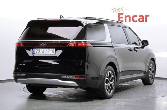 Kia Carnival 9-Seater Prestige — пробег 82 983 км — фото 2 из 5