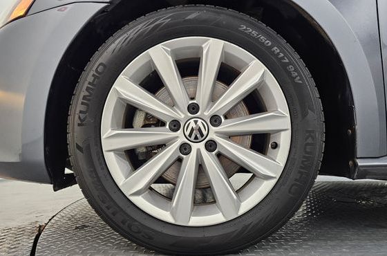 Volkswagen Passat 1.8 TSI B7 — пробег 130 051 км — фото 5 из 5