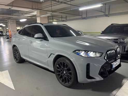 BMW X6 xDrive40i M Sport — пробег 30 600 км — фото 2 из 5