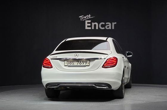 Mercedes-Benz C-Class C200 Avantgarde — пробег 111 074 км — фото 4 из 5