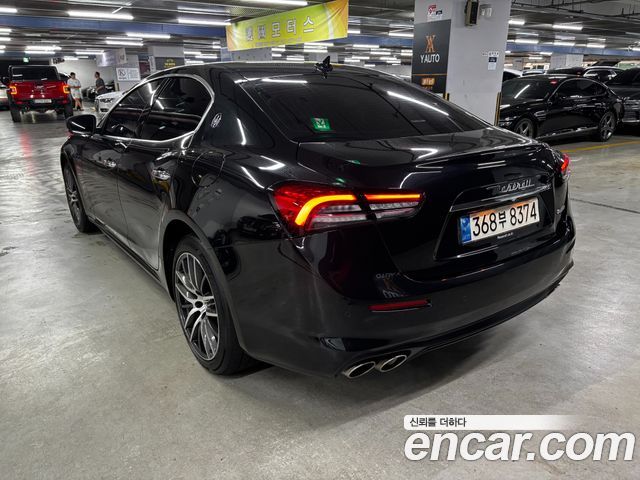 Maserati Ghibli из Кореи Encar