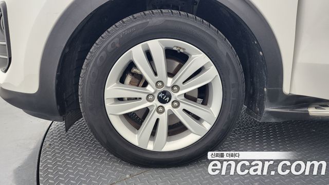 Kia Sportage Diesel 2WD Prestige — пробег 100 692 км — фото 5 из 5