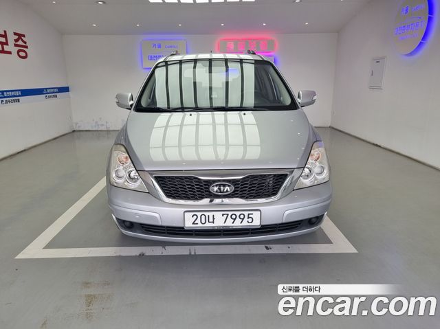 Kia Carnival New Carnival GX Standard — пробег 156 100 км — фото 1 из 5