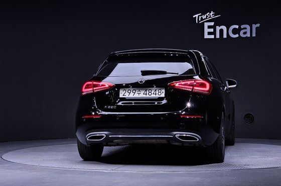 Mercedes-Benz A-Class A220 Hatchback — пробег 107 484 км — фото 4 из 5