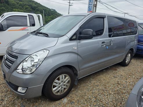 Hyundai Starex 3-Seater VAN Smart — пробег 244 500 км — фото 2 из 5
