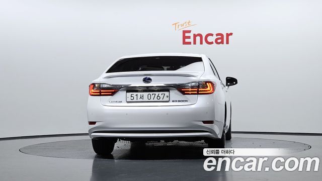 Lexus ES из Кореи Encar