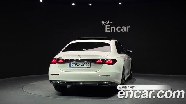 Mercedes-Benz E-Class из Кореи Encar