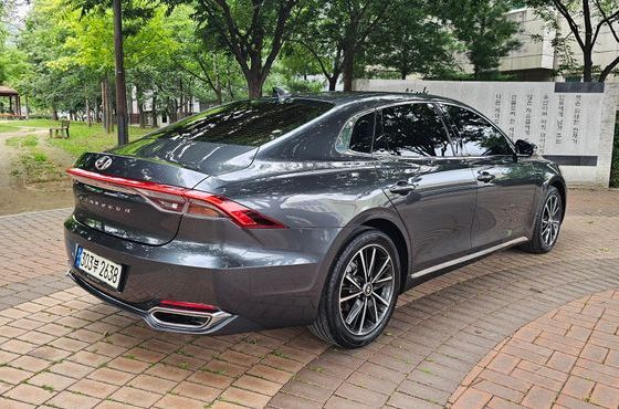 Hyundai Grandeur 3.3 Premium Choice — пробег 129 702 км — фото 4 из 5