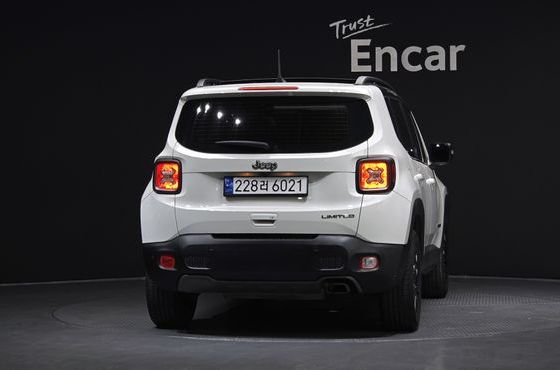 Jeep Renegade 2.4 Limited — пробег 42 472 км — фото 4 из 5