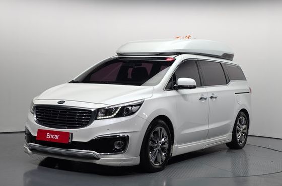 Kia Carnival Gasoline 9-seater Hi-Limousine Noblesse — пробег 48 182 км — фото 1 из 5