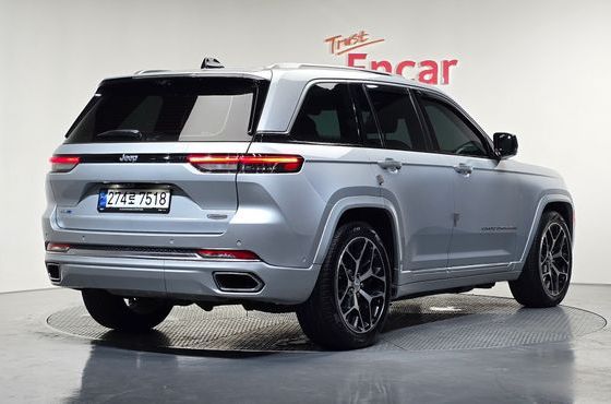 Jeep Cherokee 4xe Summit Reserve — пробег 74 030 км — фото 2 из 5