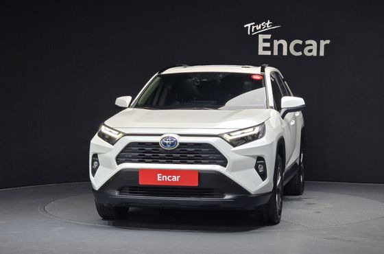 Toyota RAV4 2.5 2WD Hybrid — пробег 40 161 км — фото 3 из 5