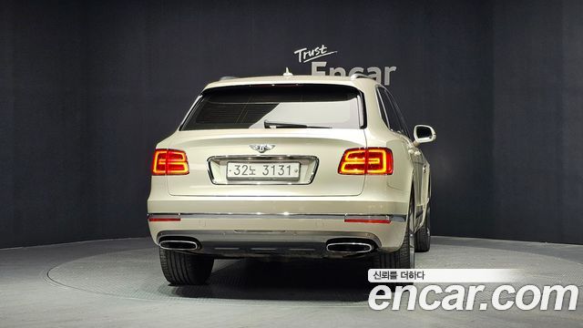 Bentley Bentayga из Кореи Encar