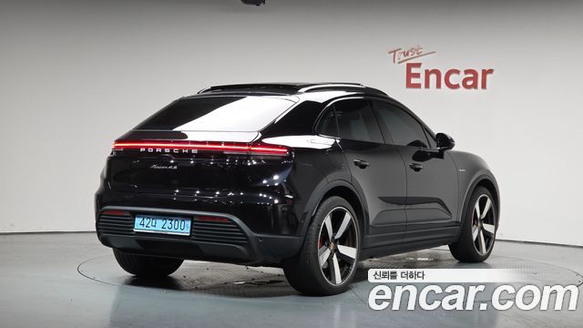Porsche Macan из Кореи Encar