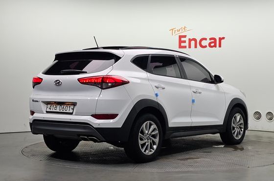 Hyundai Tucson Diesel 2.0 2WD Modern — пробег 125 661 км — фото 2 из 5