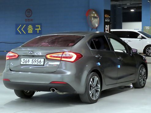 Kia K3 Noblesse — пробег 186 000 км — фото 2 из 5