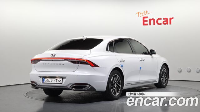 Hyundai Grandeur из Кореи Encar