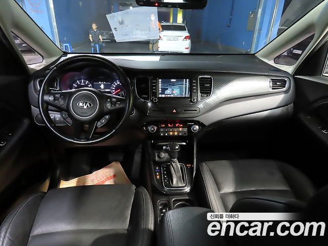 Kia Carens 2.0 LPI Prestige — пробег 170 742 км — фото 5 из 5