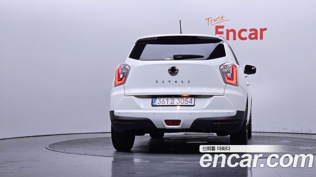 Ssangyong TIBOLI из Кореи Encar