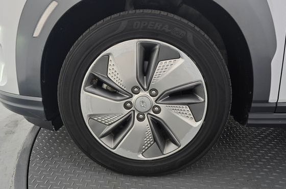 Hyundai Kona Premium — пробег 146 964 км — фото 5 из 5