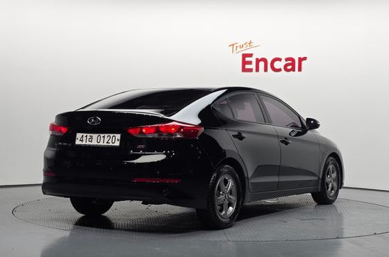 Hyundai AVANTE 1.6 GDI Smart — пробег 92 369 км — фото 2 из 5