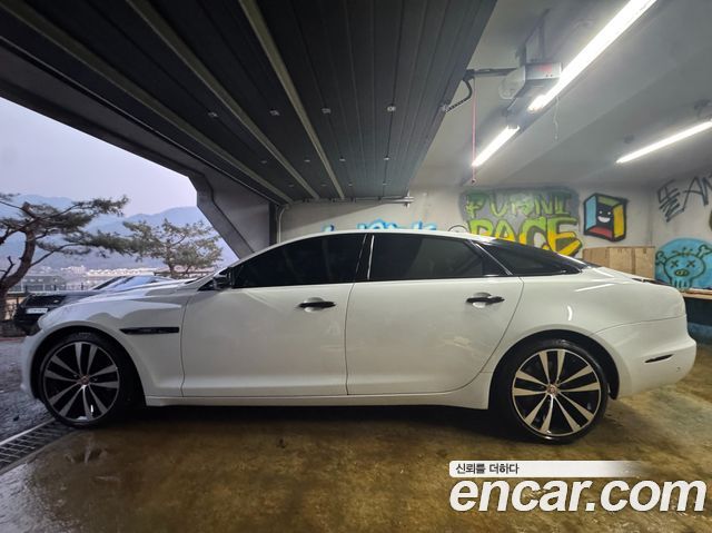 Jaguar XJ из Кореи Encar