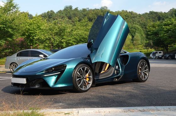 Mclaren Artura 3.0 Coupe — пробег 1 200 км — фото 3 из 5