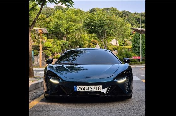 Mclaren Artura 3.0 Coupe — пробег 1 200 км — фото 5 из 5