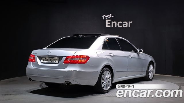 Mercedes-Benz E-Class E300 Elegance — пробег 38 450 км — фото 2 из 5