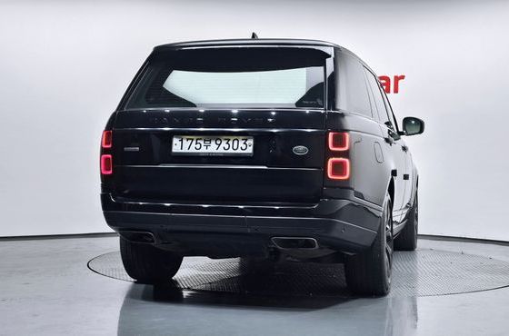 Land Rover Range Rover 4.4 SDV8 AB LWB DIESEL — пробег 213 748 км — фото 4 из 5
