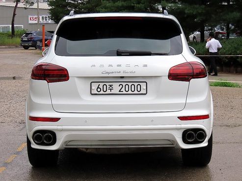 Porsche Cayenne 4.2 S Diesel 958 — пробег 175 161 км — фото 4 из 5