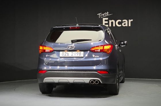 Hyundai Santafe Diesel(e-VGT) 2.0 4WD Exclusive — пробег 117 416 км — фото 4 из 5
