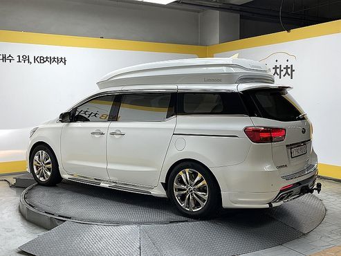 Kia Carnival 9-seater Limousine(Special vehicle) — пробег 143 246 км — фото 2 из 5