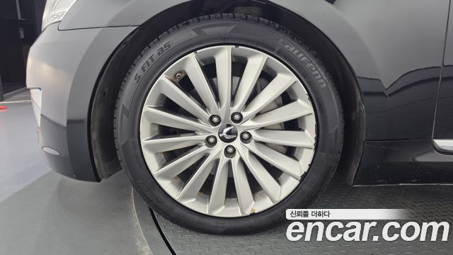 Hyundai Equus из Кореи Encar