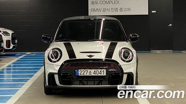 Mini Cooper Convertible JCW 3rd — пробег 15 641 км — фото 3 из 5